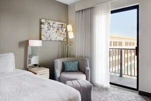 Room, 1 King Bed, Balcony | Hypo-allergenic bedding, desk, iron/ironing board, free cots/infant beds