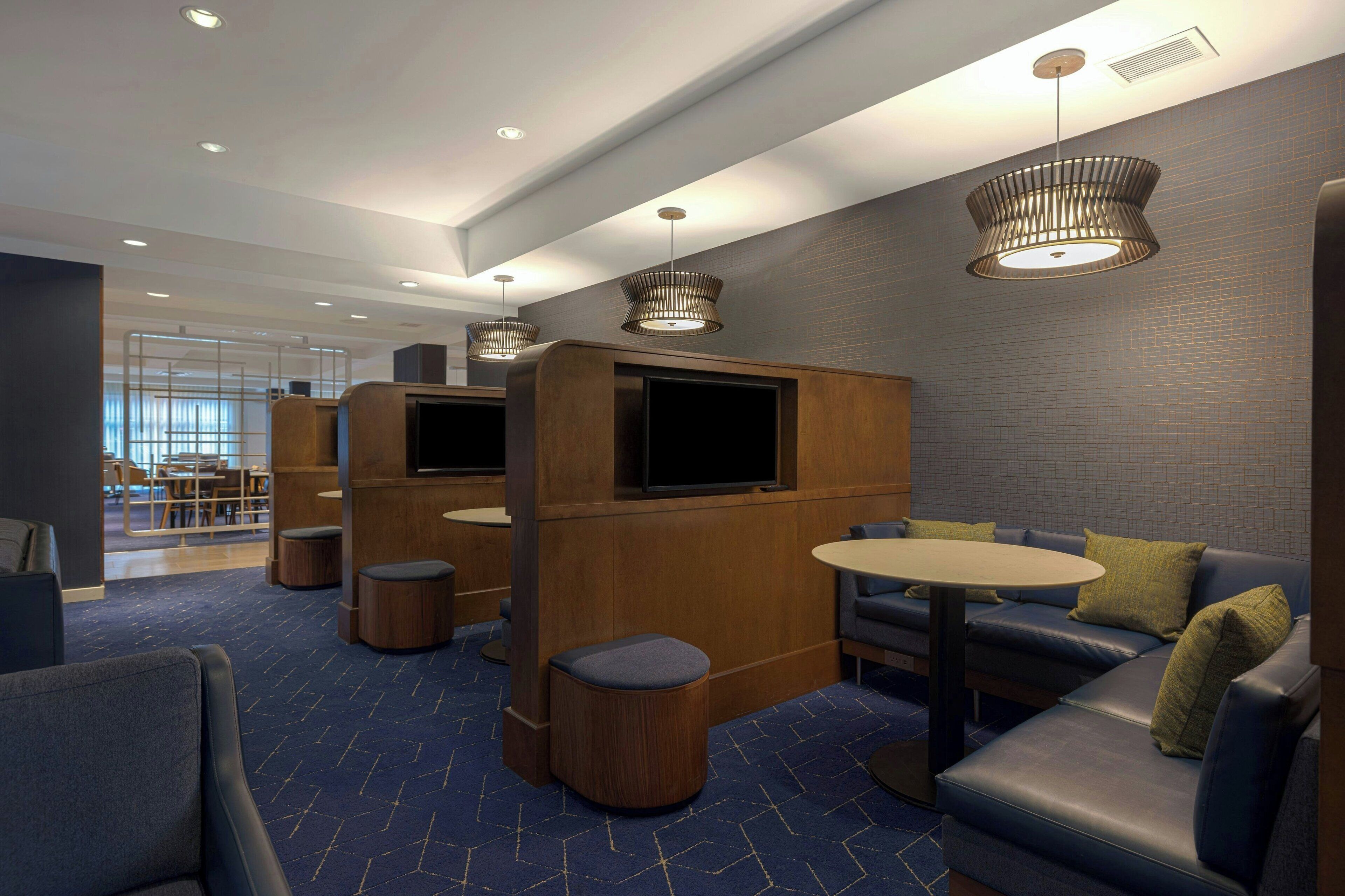 Photo - Courtyard by Marriott Portland Southeast/Clackamas