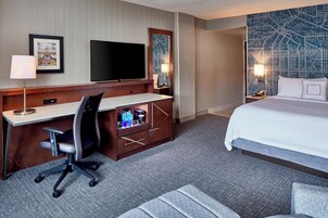 1 quarto, roupas de cama premium, camas com colchões pillow-top