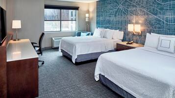 1 makuuhuone, ylelliset vuodevaatteet, pillowtop-patjalliset sängyt