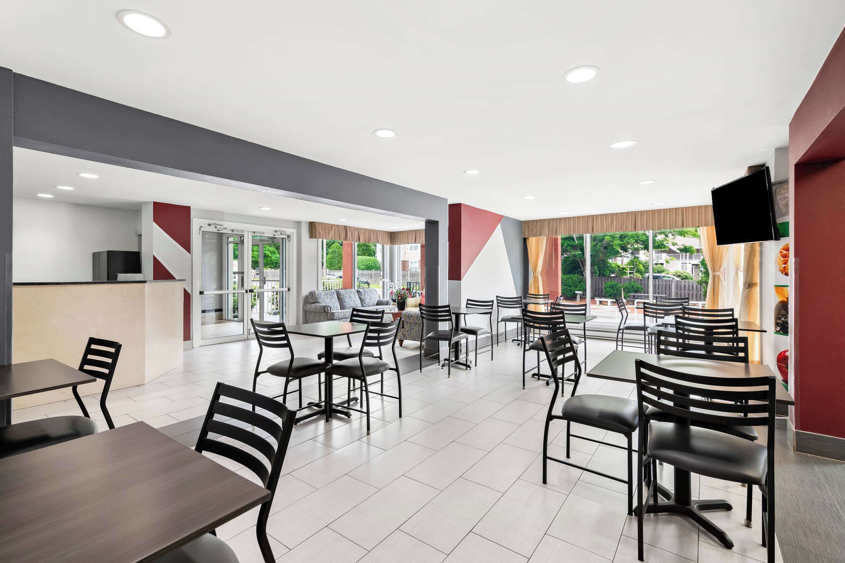 Photo - Quality Inn Merrimack - Nashua