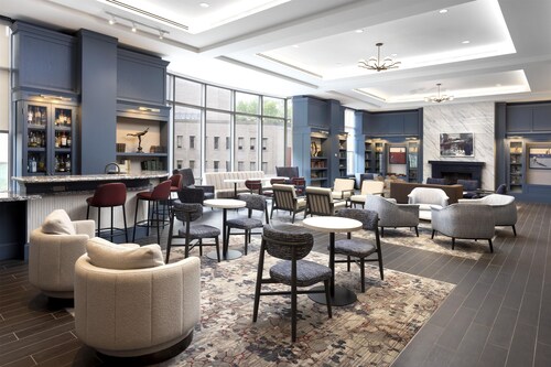 The Inn at Penn, A Hilton Hotel