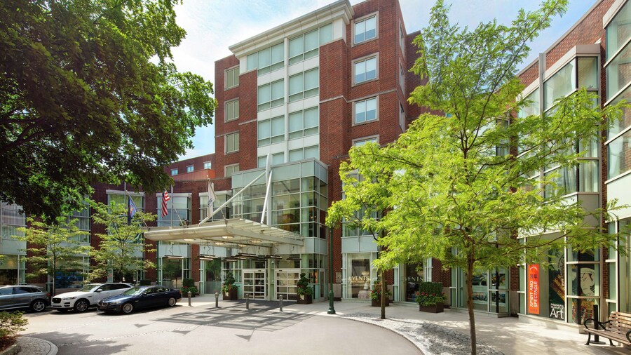 The Inn at Penn, A Hilton Hotel