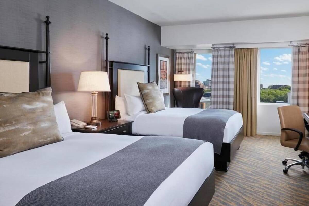 Egyptian cotton sheets, premium bedding, down comforters, pillowtop beds