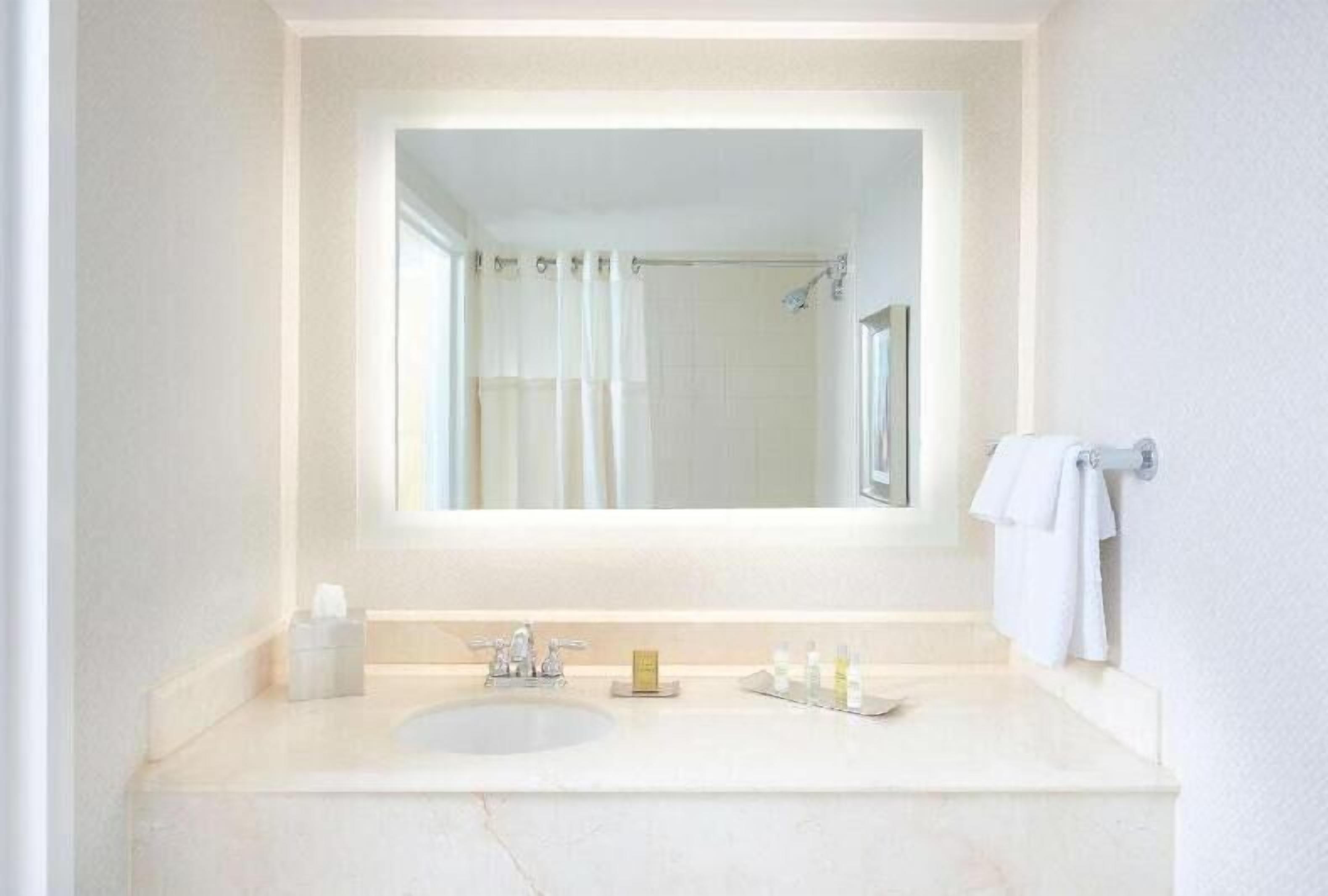 Bathroom | Free toiletries, hair dryer, towels, soap