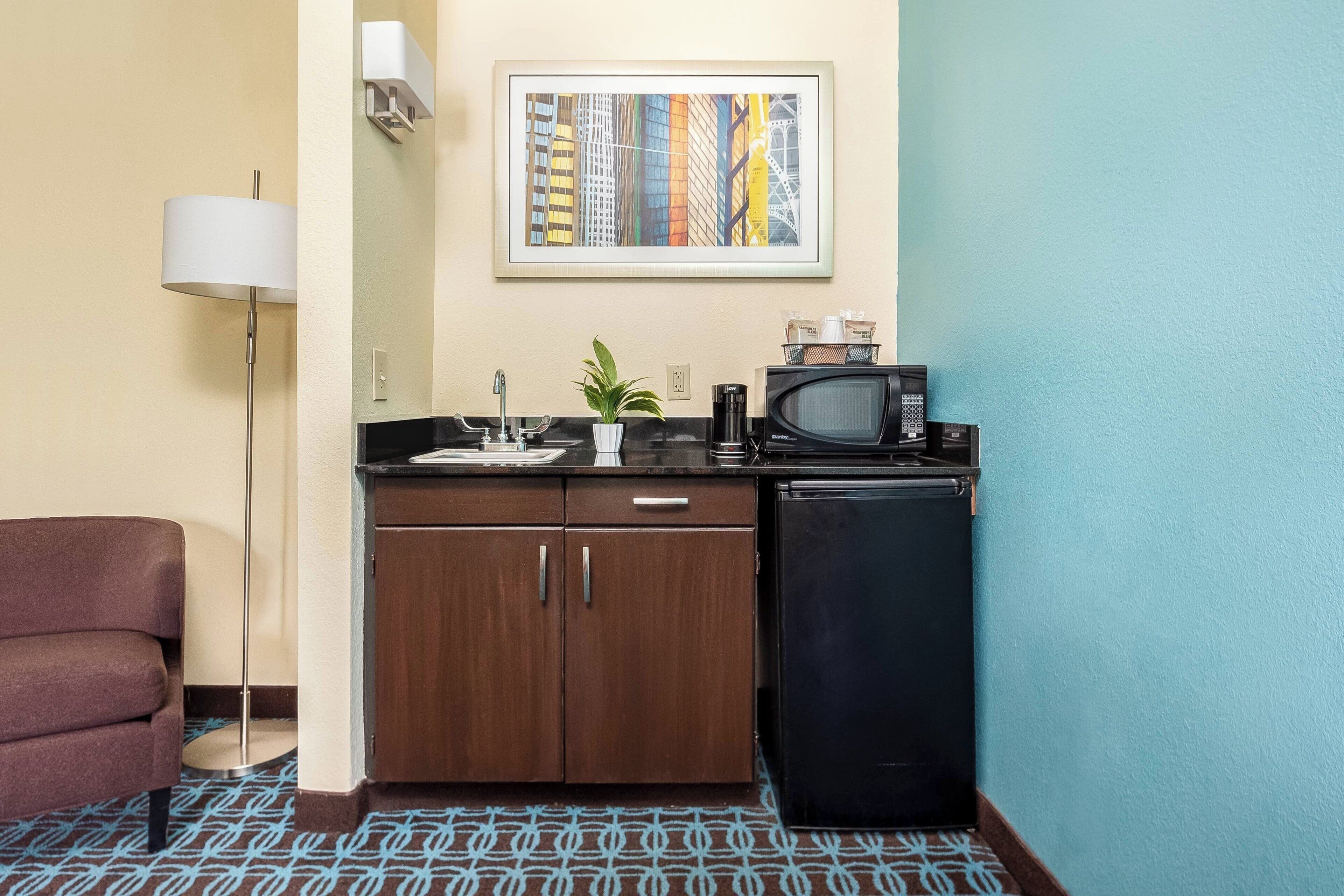 1 bedroom, premium bedding, desk, iron/ironing board