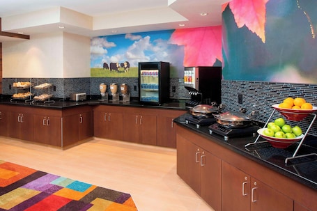 Free daily on-the-go breakfast