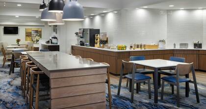 Fairfield Inn & Suites Jacksonville Airport