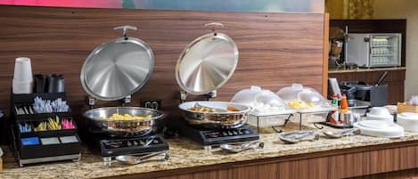 Petit déjeuner buffet compris tous les jours