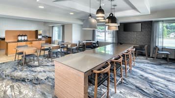 Dagelijks continentaal ontbijt inbegrepen