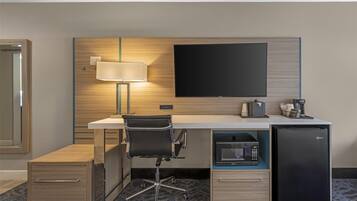 Standard Room, 2 Queen Beds, Non Smoking, Refrigerator & Microwave (Pet Friendly) | Desk, blackout drapes, iron/ironing board, free cribs/infant beds