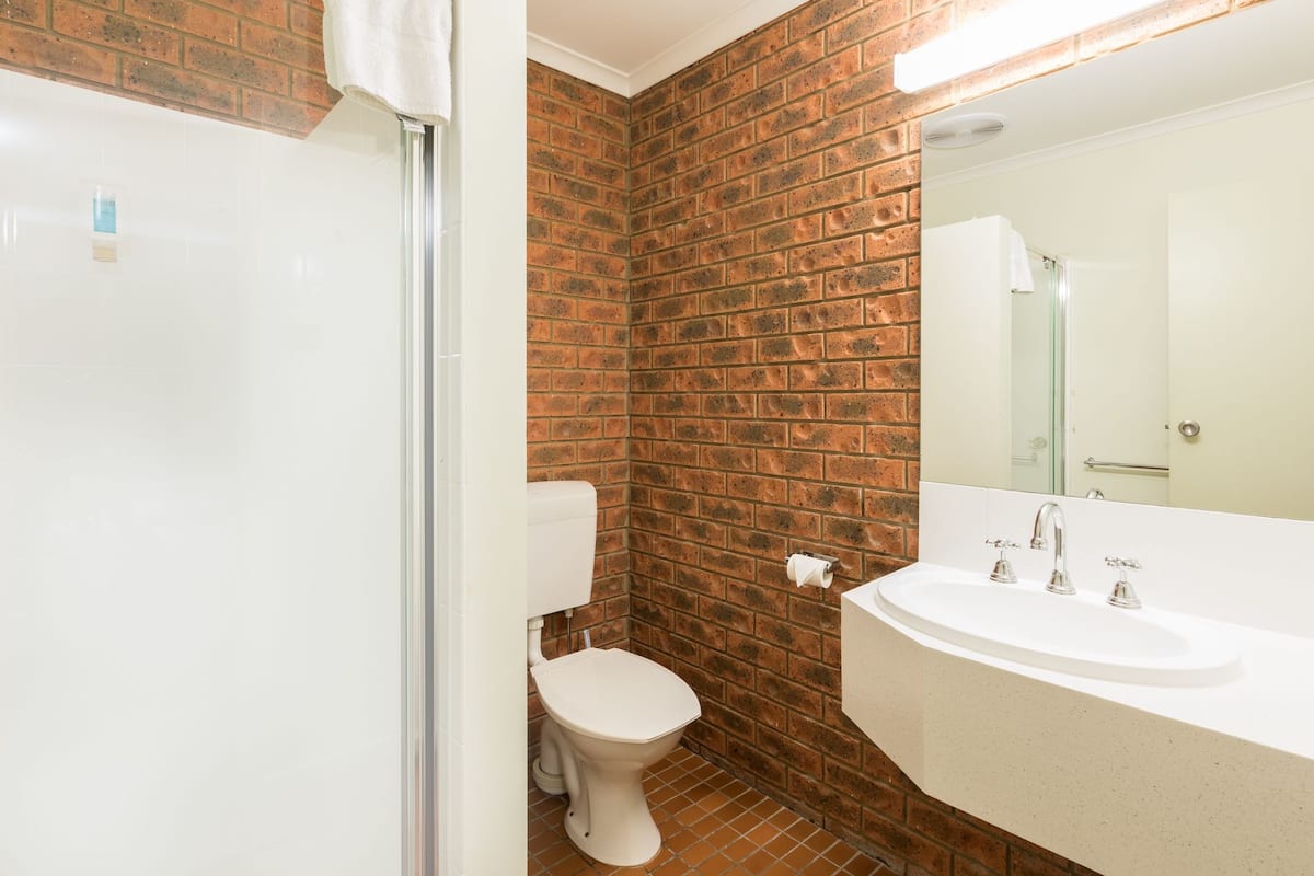 Standard Süit, 1 Yatak Odası, Sigara İçilmez (King Twin Suite) | Banyo | Saç kurutma makinesi, havlu