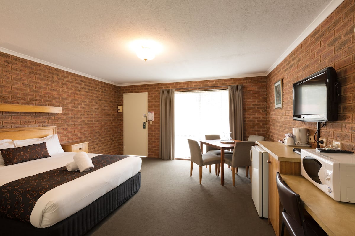 Standard Suite, 2 Bedrooms, Non Smoking (Suite)