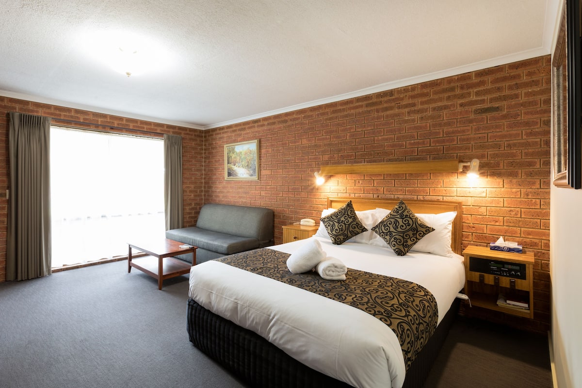 Executive Shared Dormitory, Non Smoking, Balcony (Executive Spa Suite)