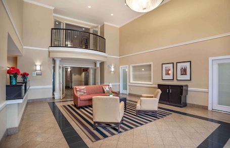 Lobby. Extended Stay America Suites Columbia Columbia Corporate Pk