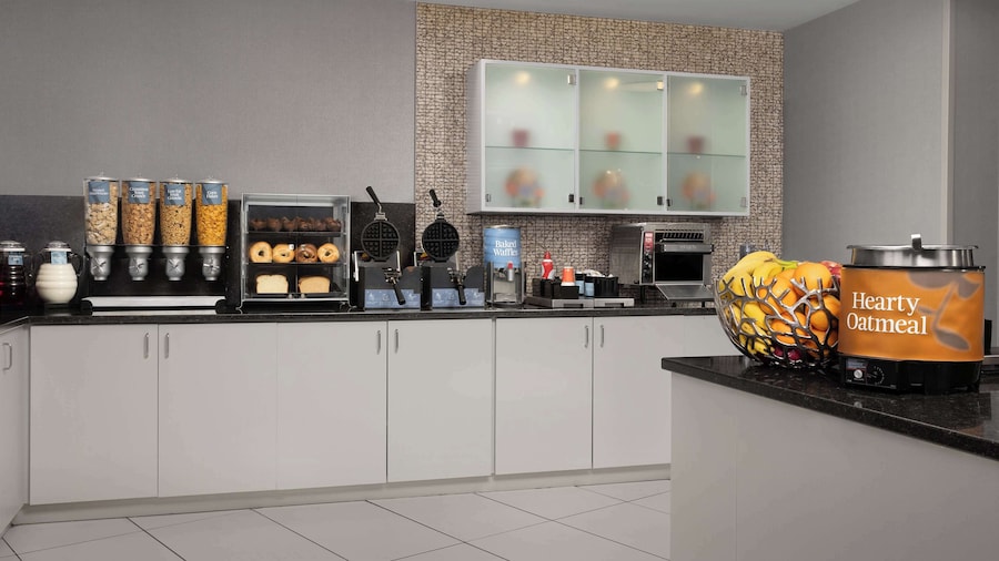 Homewood Suites by Hilton Reading