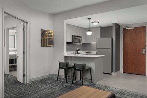 Standard Suite | Private kitchen | Fridge, microwave, stovetop, dishwasher