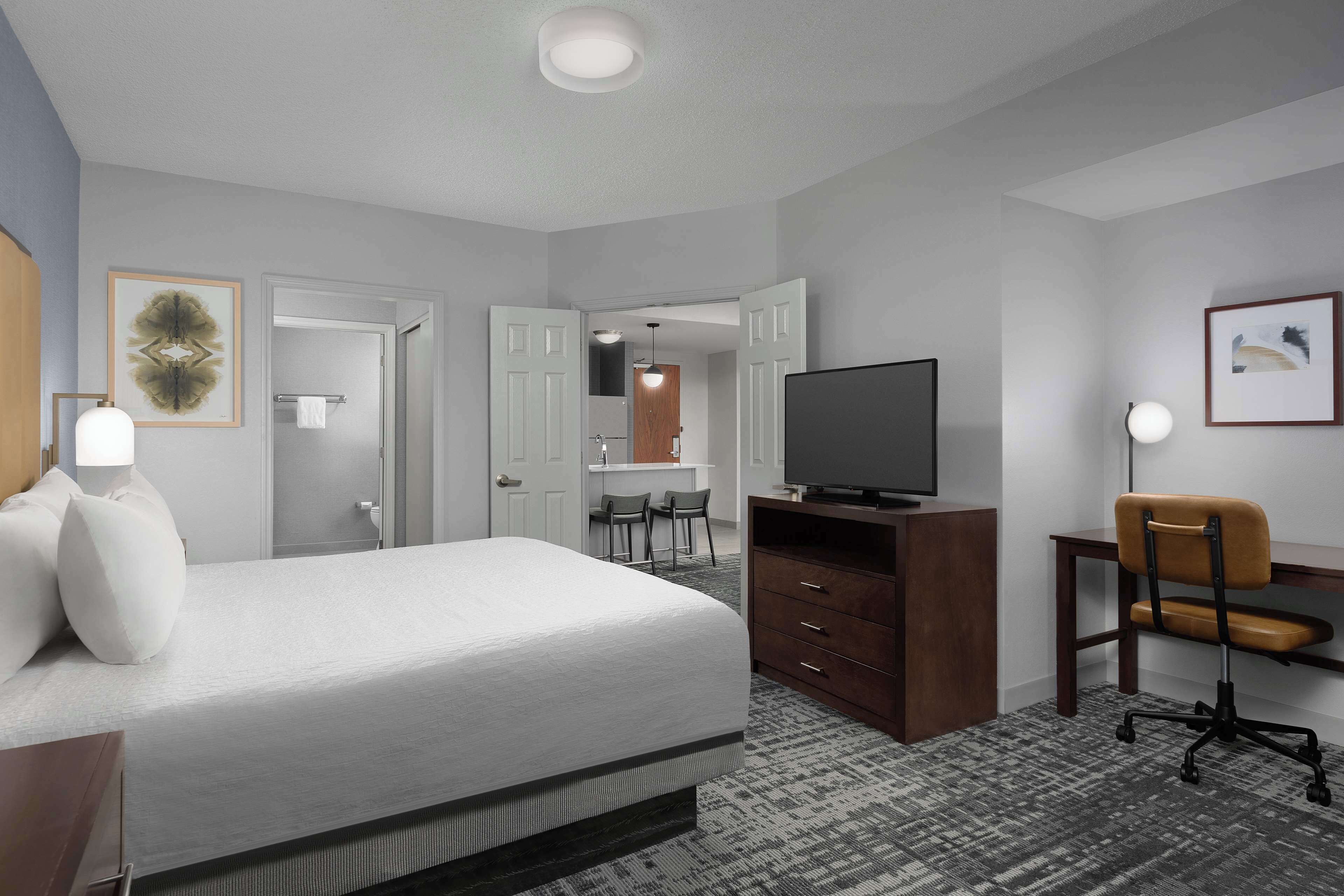 standard suite | 1 bedroom, premium bedding, individually decorated