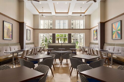 Homewood Suites by Hilton Orlando-International Drive/Convention Center
