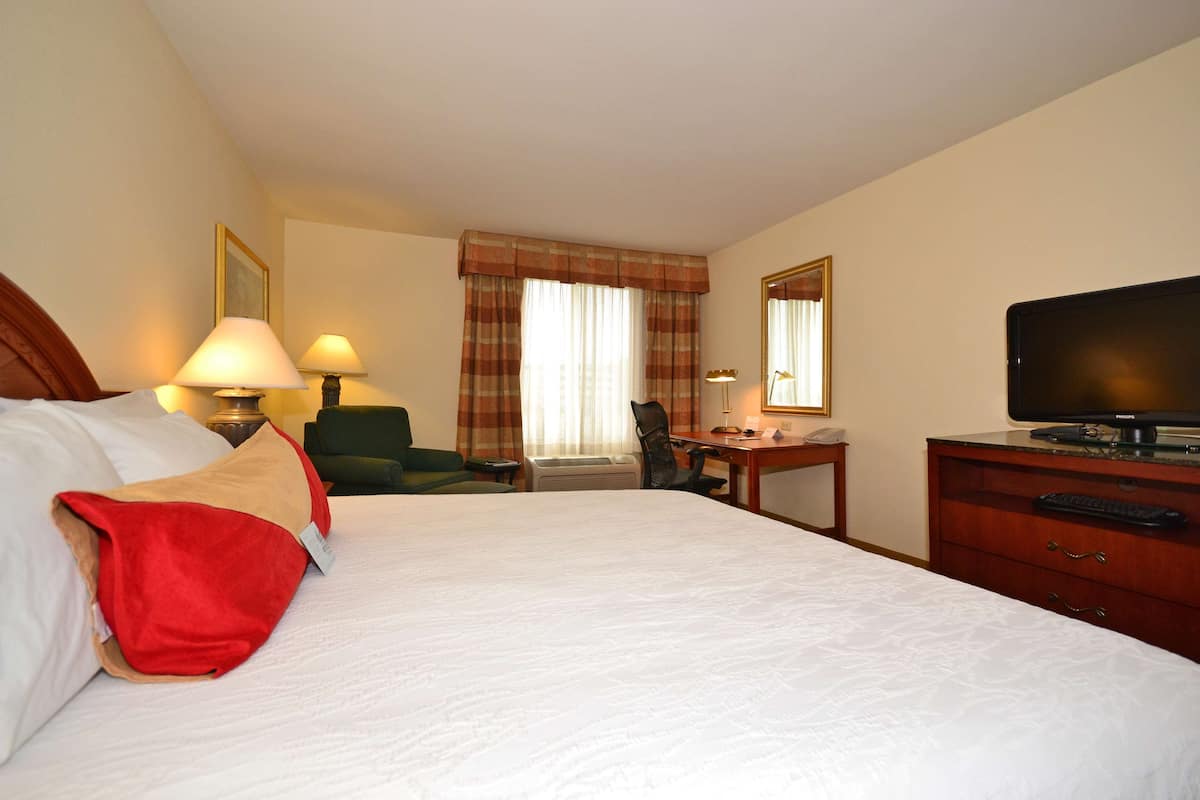 desk, iron/ironing board, free cots/infant beds, free wifi