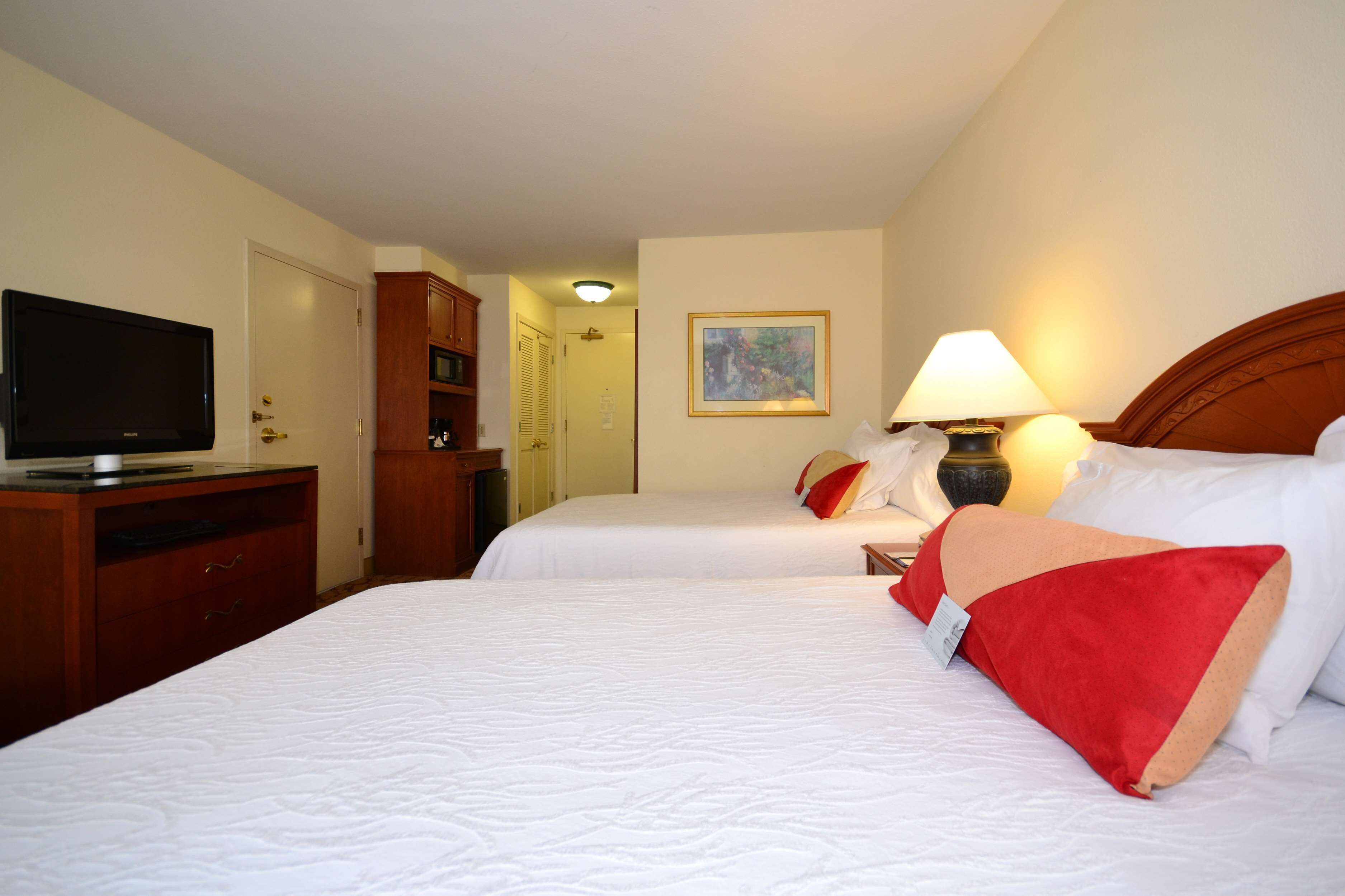 desk, iron/ironing board, free cots/infant beds, free wifi