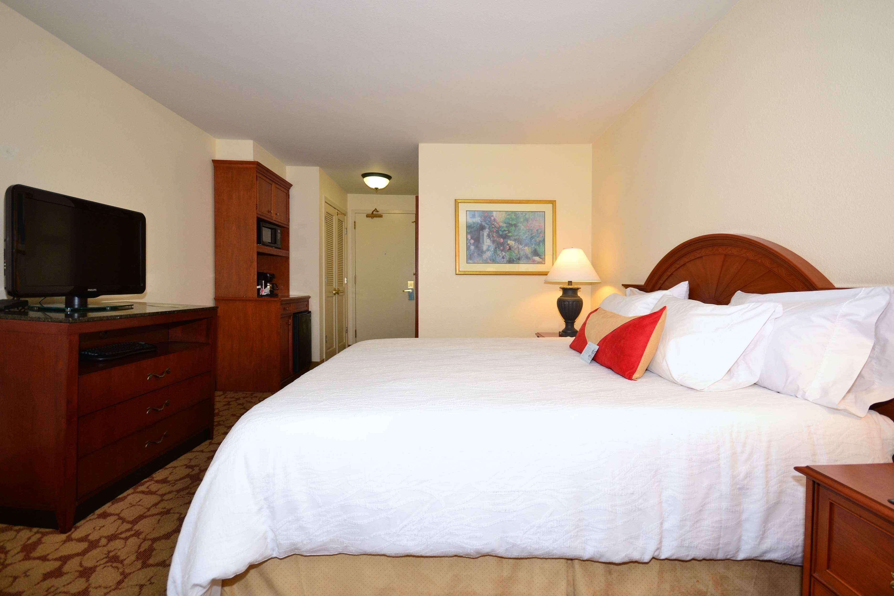 desk, iron/ironing board, free cots/infant beds, free wifi