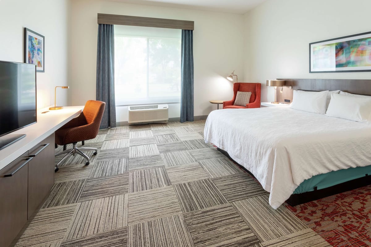 Premium bedding, pillowtop beds, in-room safe, desk