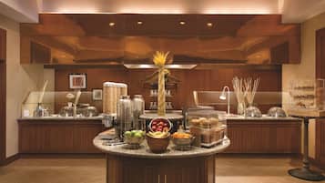 Daily full breakfast (USD 27.95 per person)