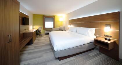 Holiday Inn Express Prince Frederick by IHG