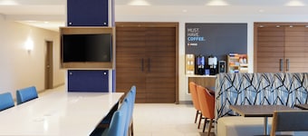 沃斯堡西南 I-20 Holiday Inn Express Hotel & Suites IHG 旗下飯店