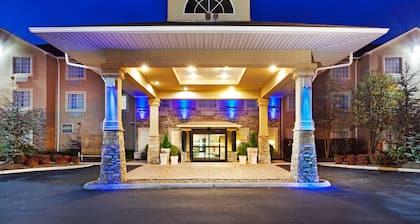 Holiday Inn Express & Suites Alcoa (Knoxville Airport) by IHG