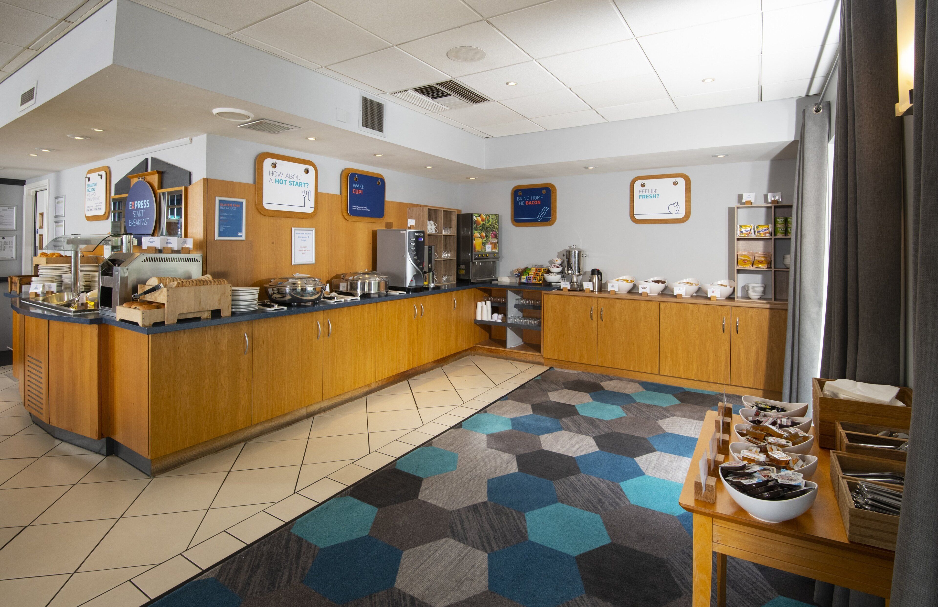 free daily self-service breakfast