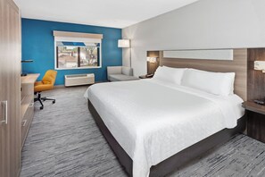1 bedroom, in-room safe, desk, laptop workspace