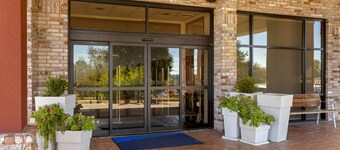 Holiday Inn Express Hotel & Suites Harrison by IHG