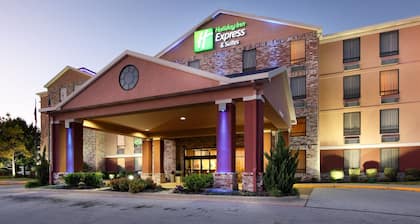 Holiday Inn Express Hotel & Suites Harrison, an IHG Hotel