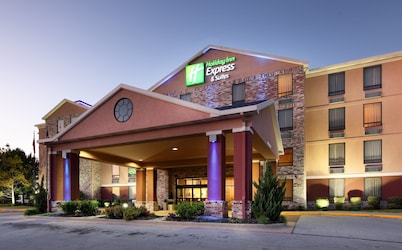 Holiday Inn Express Hotel & Suites Harrison by IHG