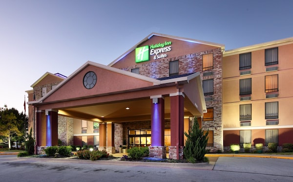 Holiday Inn Express Hotel & Suites Harrison By Ihg - Harrison, AR