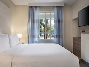 2 Bedroom Queen Family Suite | 1 bedroom, in-room safe, desk, blackout drapes