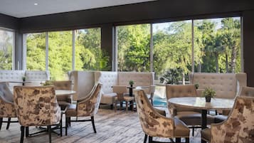 Chi tiết nội thất