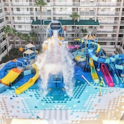 Holiday Inn Resort Orlando Suites - Waterpark by IHG