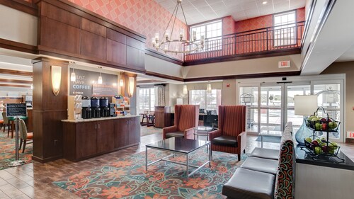 Holiday Inn Express Hotel & Suites St. Cloud by IHG