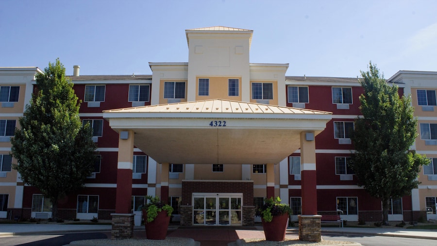 Holiday Inn Express Hotel & Suites St. Cloud by IHG