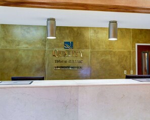 Lobby - Del Valle Austin Southeast (Del Valle)