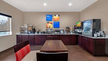 Ilmainen päivittäinen buffetaamiainen