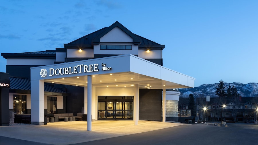 ダブルツリー バイ ヒルトン ウェスト ケロウナ