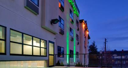 DoubleTree by Hilton Kelowna