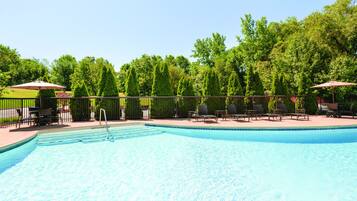 Seasonal outdoor pool, open 9 AM to 9 PM, pool umbrellas, sun loungers