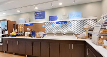 Holiday Inn Express Hartford South - Rocky Hill by IHG