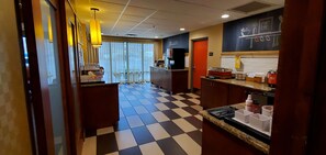 Tägliches inbegriffenes Frühstücksbuffet