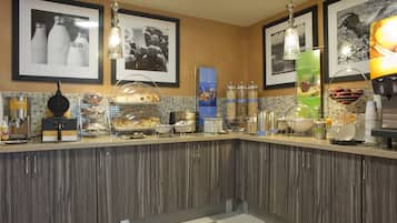 Free daily breakfast